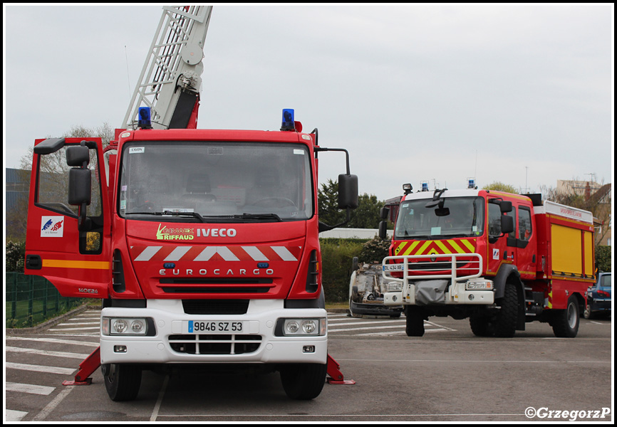 EPS Iveco Eurocargo 140E24/Gimaex-Riffaud & CCR Renault Midlum 270.15 dCi/Gallin - SDIS 53 de la Mayenne, Centre de Secours ChÃ¢teau-Gontier