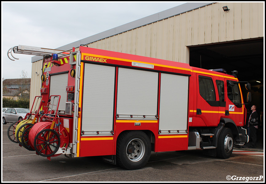 8174 TH 53 - FPT Renault Midlum 240 DXi/Gimaex- SDIS 53 de la Mayenne, Centre de Secours Château-Gontier