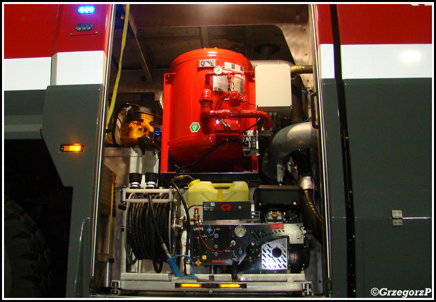 2 - GCBAPr 6,2/72+135 Rosenbauer Panther CA-6 - LSRG KrakÃ³w- Balice
