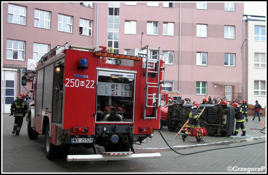 9.04.2011 - Warszawa - DzieÅ„ otwarty w SGSP