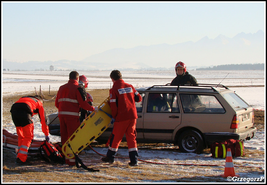 11.12.2011 - Nowy Targ, lotnisko - „Poślizg bezpiecznie kontrolowany”