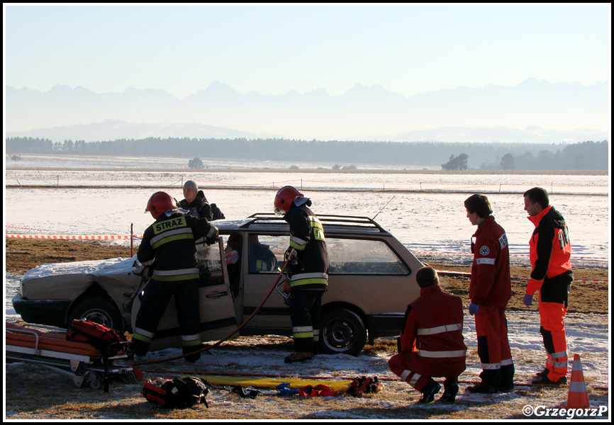 11.12.2011 - Nowy Targ, lotnisko - â€žPoÅ›lizg bezpiecznie kontrolowanyâ€
