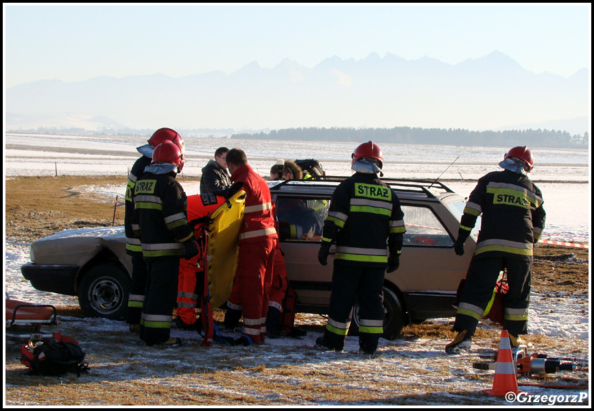 11.12.2011 - Nowy Targ, lotnisko - â€žPoÅ›lizg bezpiecznie kontrolowanyâ€