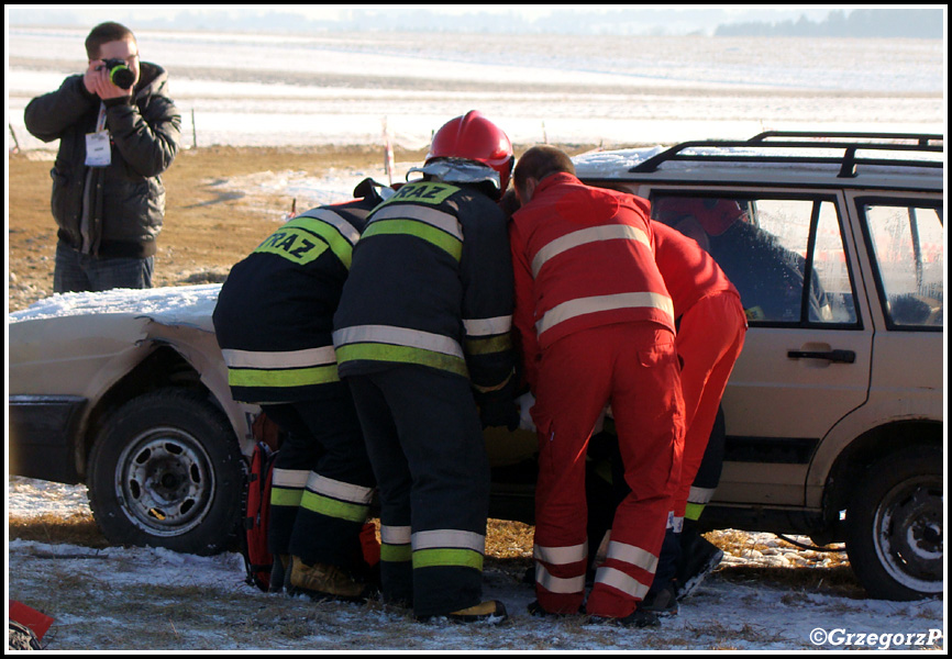 11.12.2011 - Nowy Targ, lotnisko - â€žPoÅ›lizg bezpiecznie kontrolowanyâ€