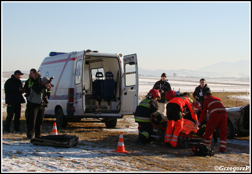 11.12.2011 - Nowy Targ, lotnisko - â€žPoÅ›lizg bezpiecznie kontrolowanyâ€