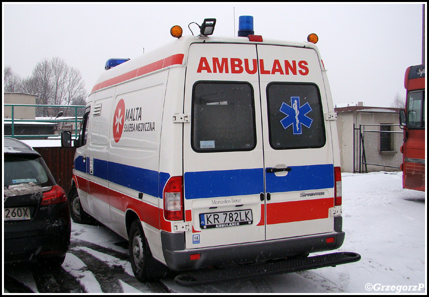 Mercedes Benz Sprinter 312 D/Binz - Malta Służba Medyczna, o. Chrzanów