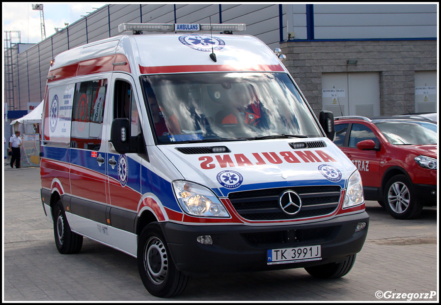 P - Mercedes Benz Sprinter 319 CDI/AutoForm - ÅšCRMiTS Kielce