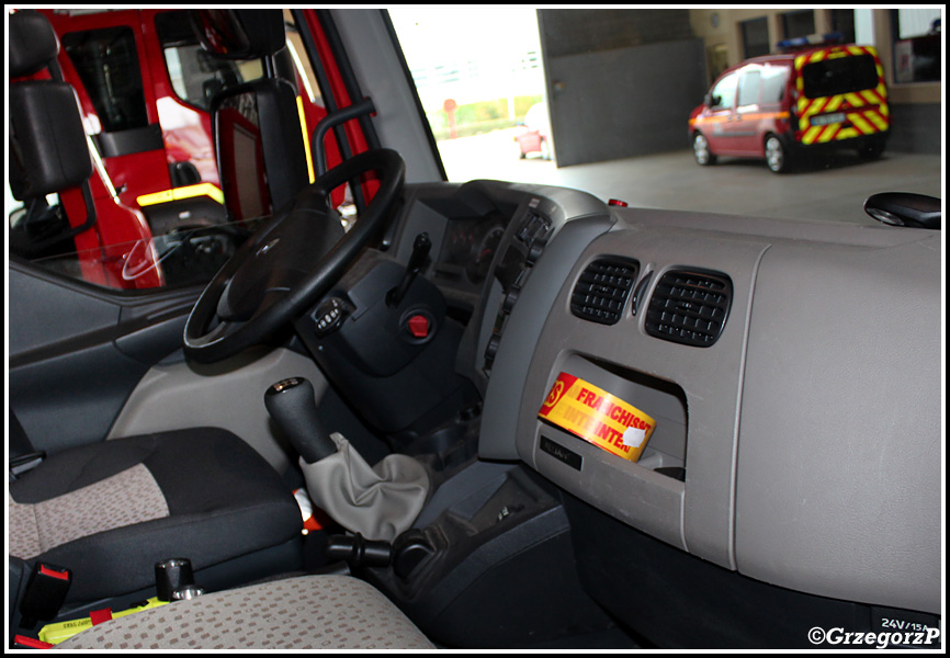 CP-637-NZ - VSR Renault Midlum 220.12 dCi/Gimaex - SDIS 53 de la Mayenne, Centre de Secours ChÃ¢teau-Gontier