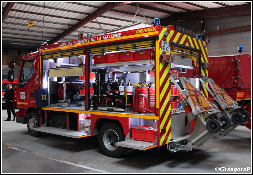 CP-637-NZ - VSR Renault Midlum 220.12 dCi/Gimaex - SDIS 53 de la Mayenne, Centre de Secours Château-Gontier