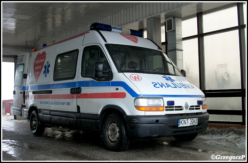 W - Renault Master/AMZ - OddziaÅ‚ Ratunkowy Nowy Targ