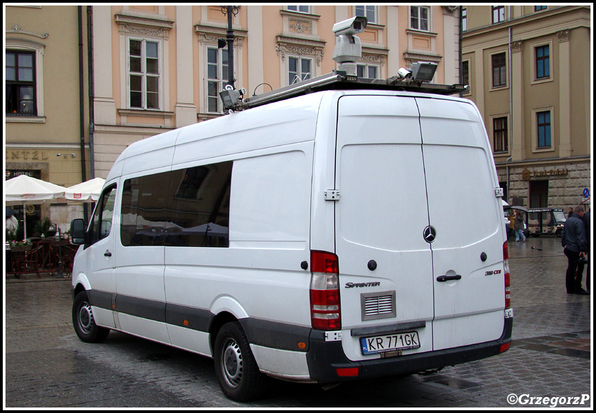 MCM Mercedes Benz Sprinter 318 CDI - KMP Kraków