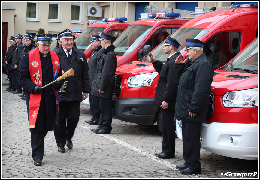 30.01.2016 - Kraków, Szkoła Aspirantów PSP - Przekazanie samochodów dla jednostek OSP województwa małopolskiego