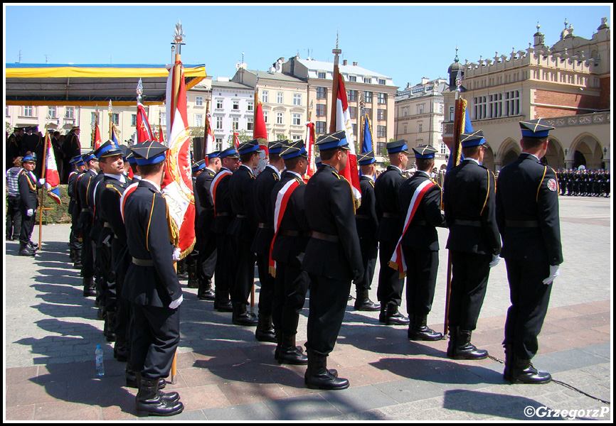 21.05.2012 - KrakÃ³w, Rynek GÅ‚Ã³wny - WojewÃ³dzkie obchody Dnia StraÅ¼aka