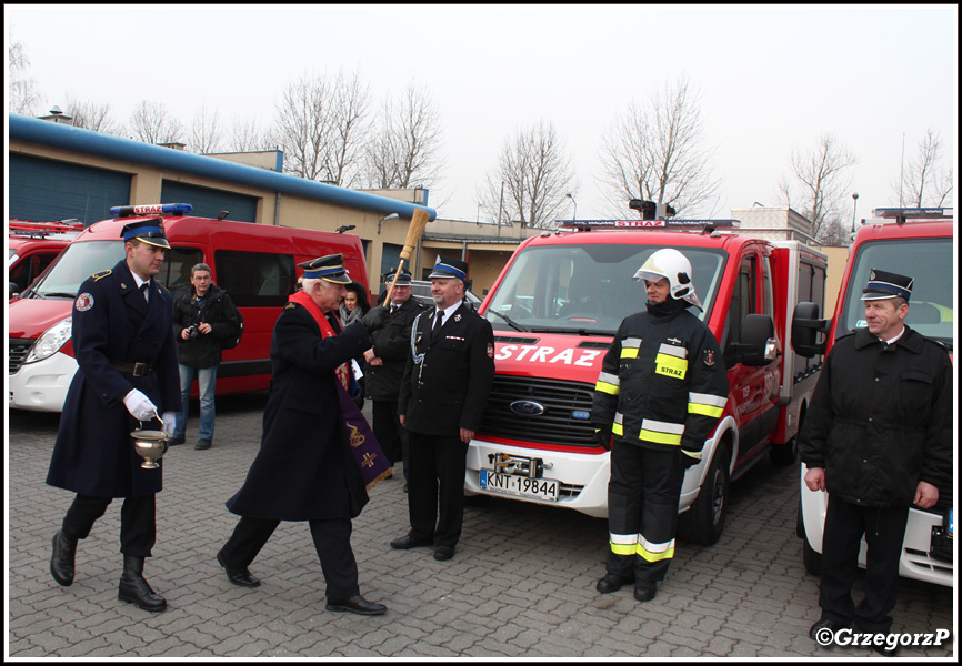 17.02.2017 - Kraków, ul. Zarzecze - Przekazanie samochodów dla OSP województwa małopolskiego