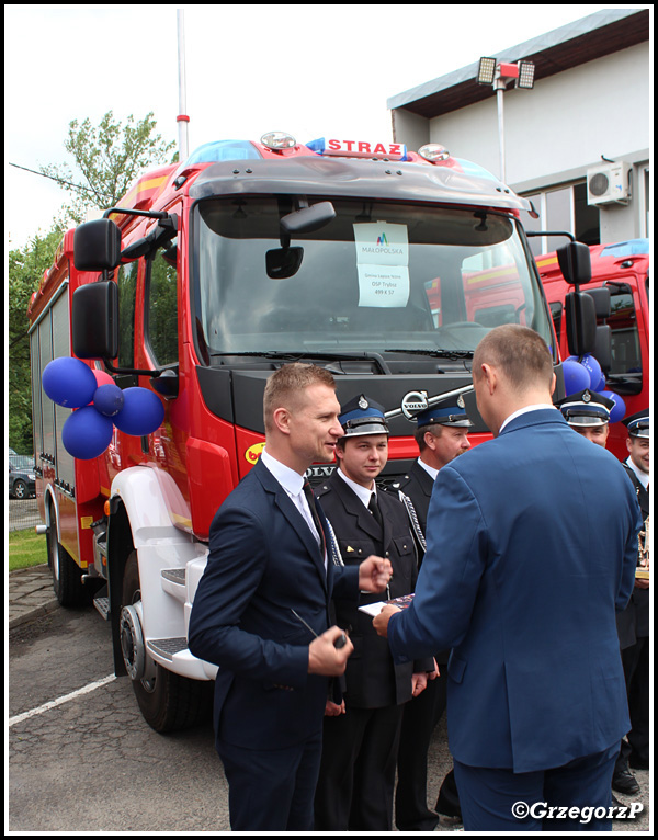 31.05.2017 - Zembrzyce - Przekazanie samochodów dla OSP