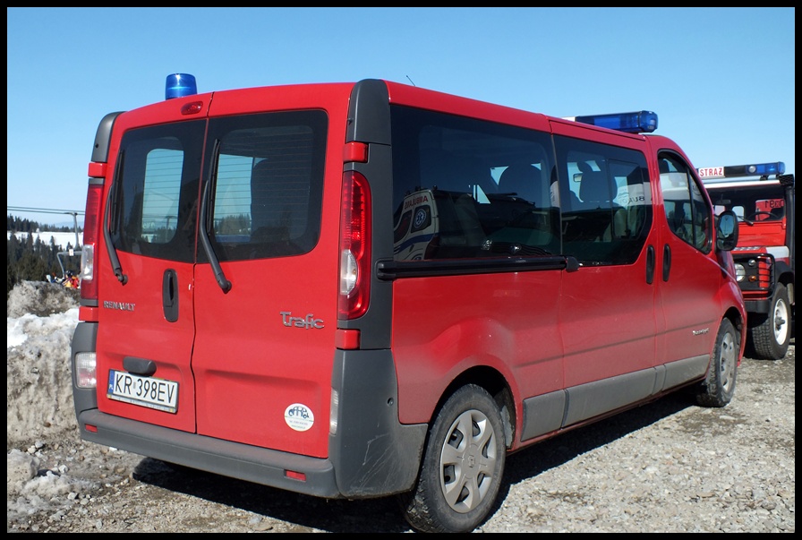 220[K]82 - SLKw Renault Trafic DCi 150  - KW PSP KrakÃ³w