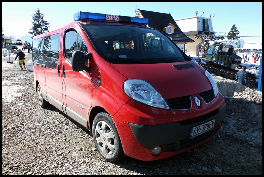 220[K]82 - SLKw Renault Trafic DCi 150  - KW PSP Kraków