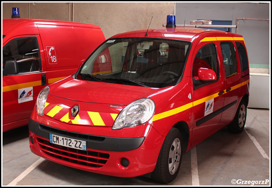 CM-172-ZZ - VL Renault Kangoo/Durisotti - SDIS 53 de la Mayenne, Centre de Secours Château-Gontier