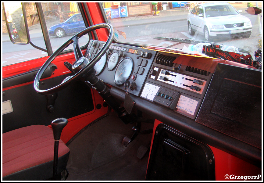 479[G]21 - GBA 2/8 Mercedes Benz Unimog 1300 L/Schlingmann - OSP Åeba