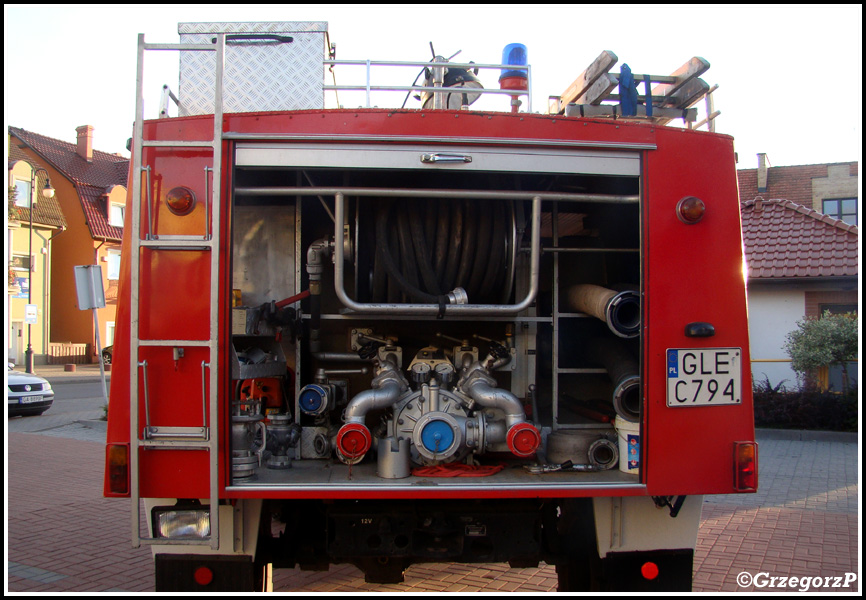 479[G]21 - GBA 2/8 Mercedes Benz Unimog 1300 L/Schlingmann - OSP Åeba