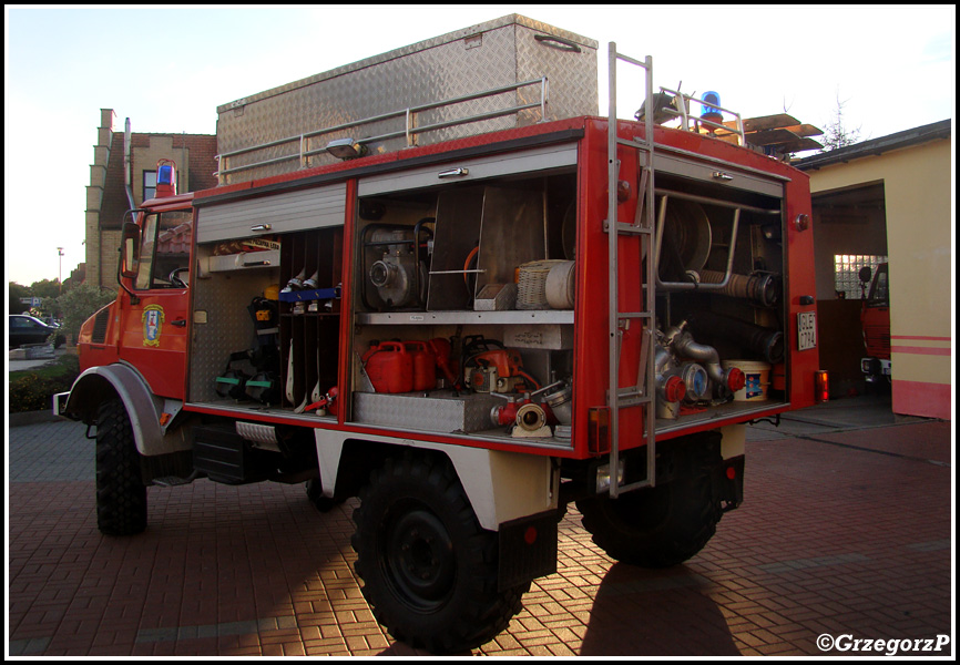 479[G]21 - GBA 2/8 Mercedes Benz Unimog 1300 L/Schlingmann - OSP Łeba