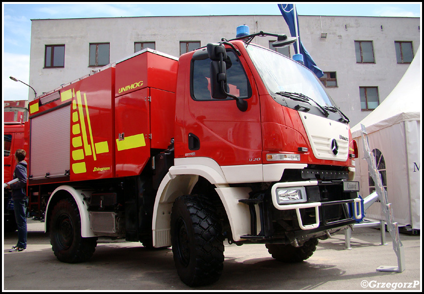 GBA 2/10 Mercedes Benz Unimog U20/Schlingmann - Pojazd demonstracyjny