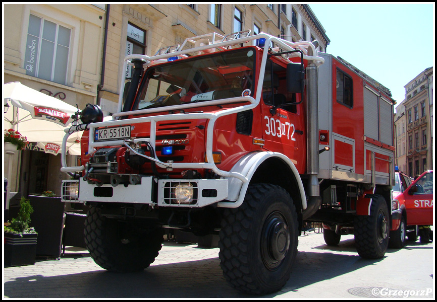 303[K]72 - SRwys Mercedes Benz Unimog U5000/Szczęśniak - JRG 3 Kraków