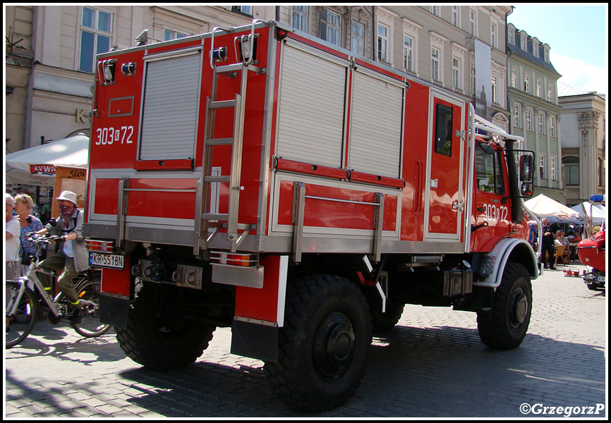 303[K]72 - SRwys Mercedes Benz Unimog U5000/Szczęśniak - JRG 3 Kraków