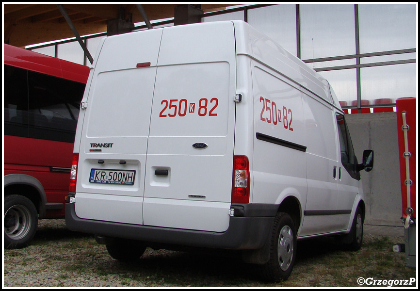 250[K]82 - SLKw Ford Transit 115 T260 - SA PSP KrakÃ³w