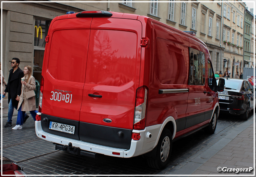 300[K]81 - SLKw Ford Transit/Frank-Cars - KM PSP KrakÃ³w