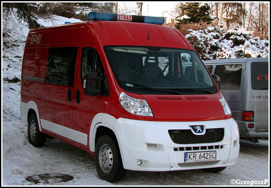 304[K]81 - SLKw Peugeot Boxer/Auto-Tech - JRG 4 Kraków*