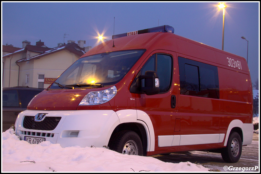303[K]81 - SLKw Peugeot Boxer/Auto-Tech - JRG 3 KrakÃ³w