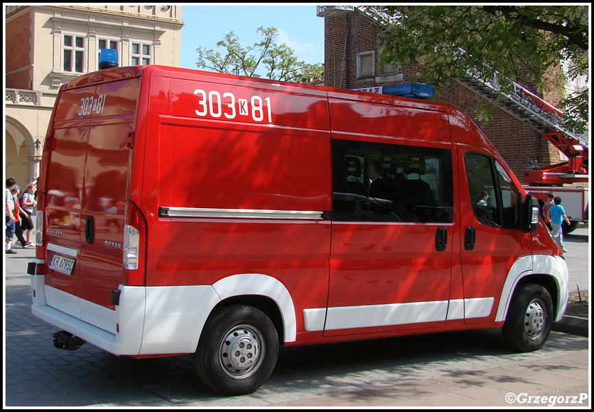 303[K]81 - SLKw Peugeot Boxer/Auto-Tech - JRG 3 Kraków