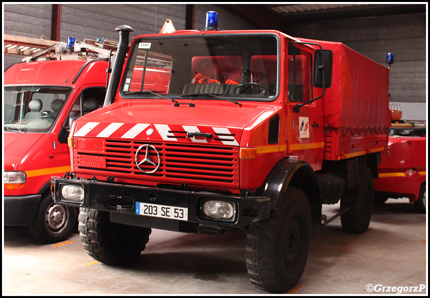 203 SE 53 - CDHR Mercedes Benz Unimog 1300L - SDIS 53 de la Mayenne, Centre de Secours Château-Gontier