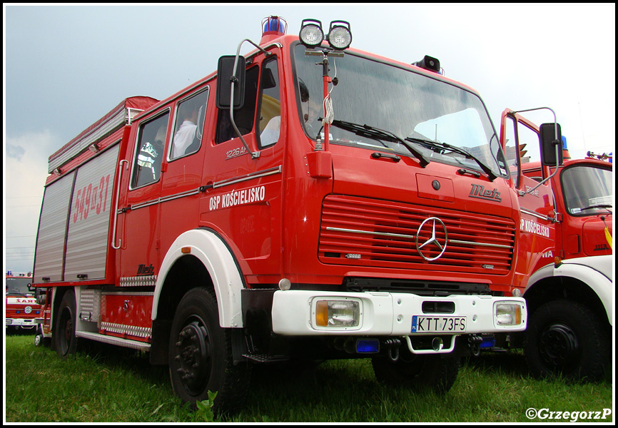 549[K]31 - GBA 2,5/16 Mercedes Benz 1226 AF/Metz - OSP KoÅ›cielisko*