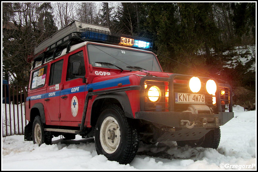33 - Land Rover Defender 110 - Grupa PodhalaÅ„ska GOPR