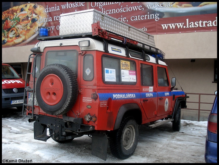 33 - Land Rover Defender 110 - Grupa PodhalaÅ„ska GOPR
