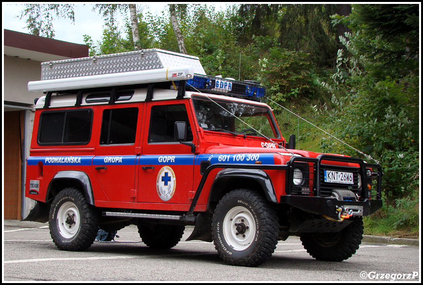 Land Rover Defender 110 - Grupa Podhalańska GOPR