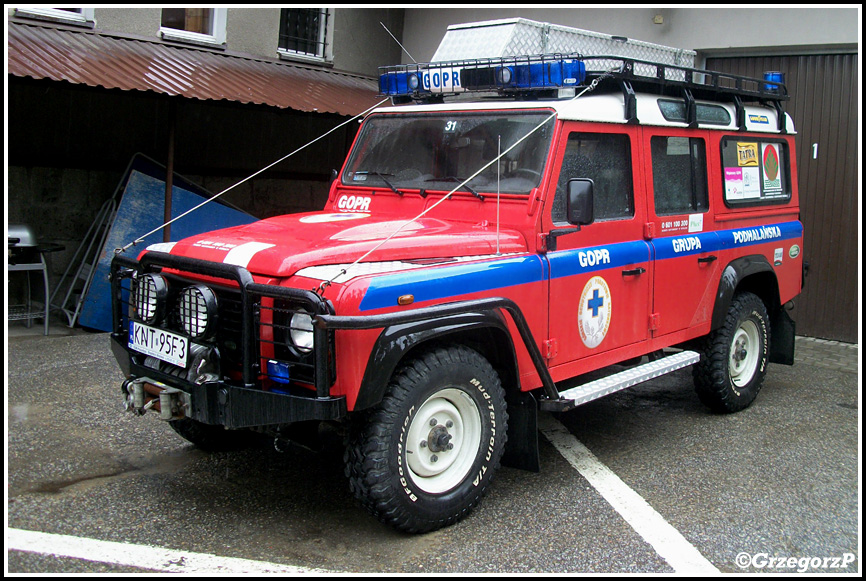 31 - Land Rover Defender 110 - Grupa Podhalańska GOPR