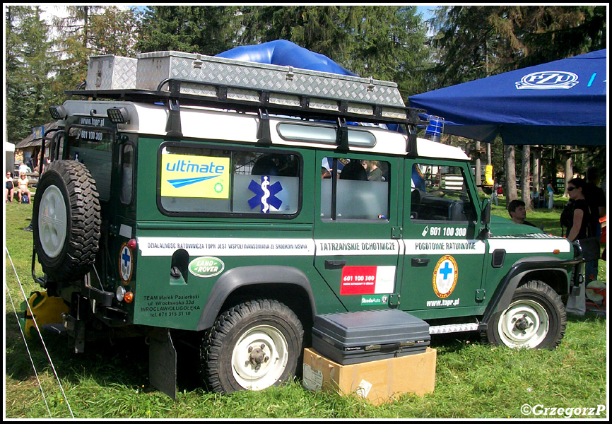 Land Rover Defender 110/TEAM - TOPR