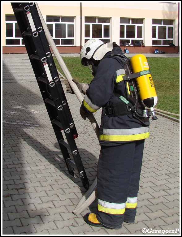 4.10.2012 - Kościelisko, Zespoł Szkół - Manewry gminne