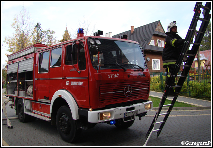 4.10.2012 - KoÅ›cielisko, ZespoÅ‚ SzkÃ³Å‚ - Manewry gminne