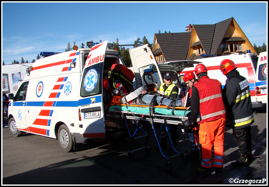 19.10.2012 - Zakopane, ul. BronisÅ‚awa Czecha - Manewry KSRG powiatu tatrzaÅ„skiego