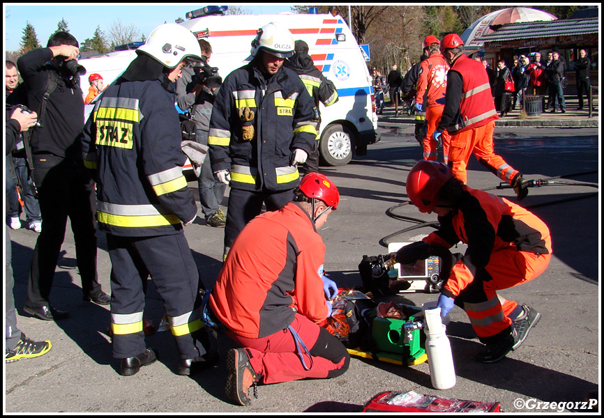 19.10.2012 - Zakopane, ul. BronisÅ‚awa Czecha - Manewry KSRG powiatu tatrzaÅ„skiego