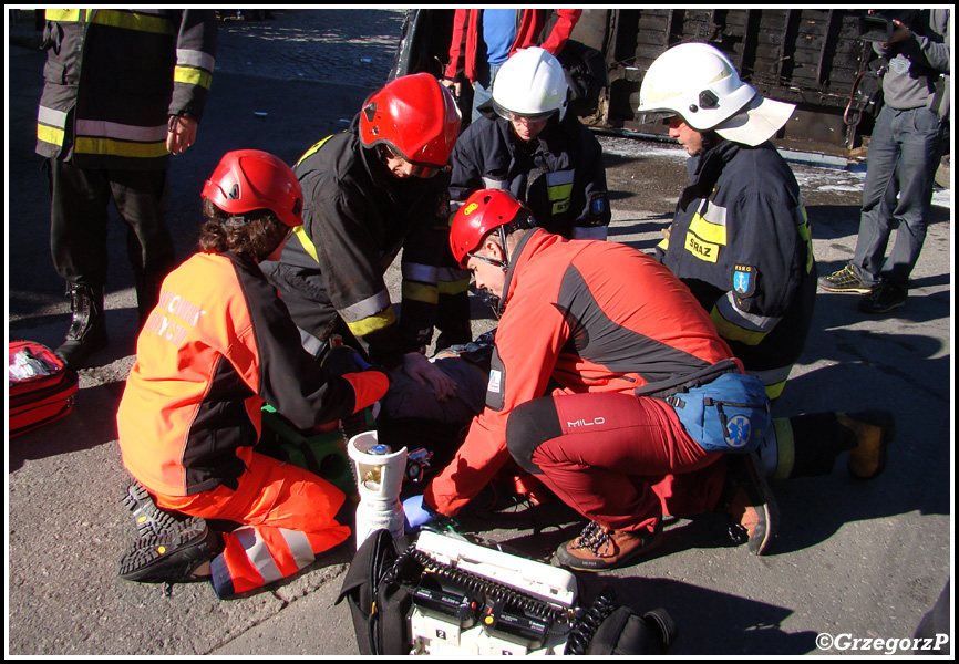 19.10.2012 - Zakopane, ul. BronisÅ‚awa Czecha - Manewry KSRG powiatu tatrzaÅ„skiego