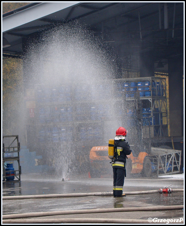 23.10.2012 - Nowy Targ, ul. Składowa - Wojewódzkie manewry w zakładzie GASPOL