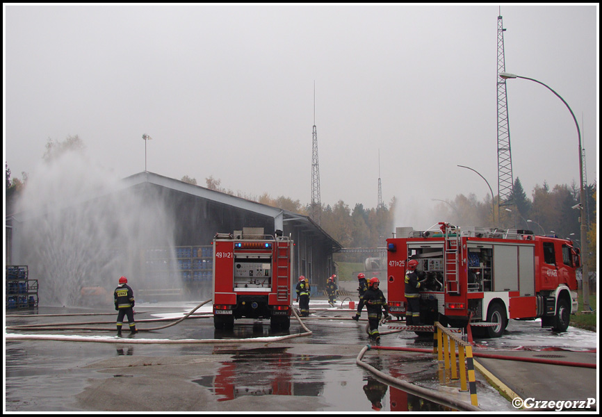 23.10.2012 - Nowy Targ, ul. Składowa - Wojewódzkie manewry w zakładzie GASPOL