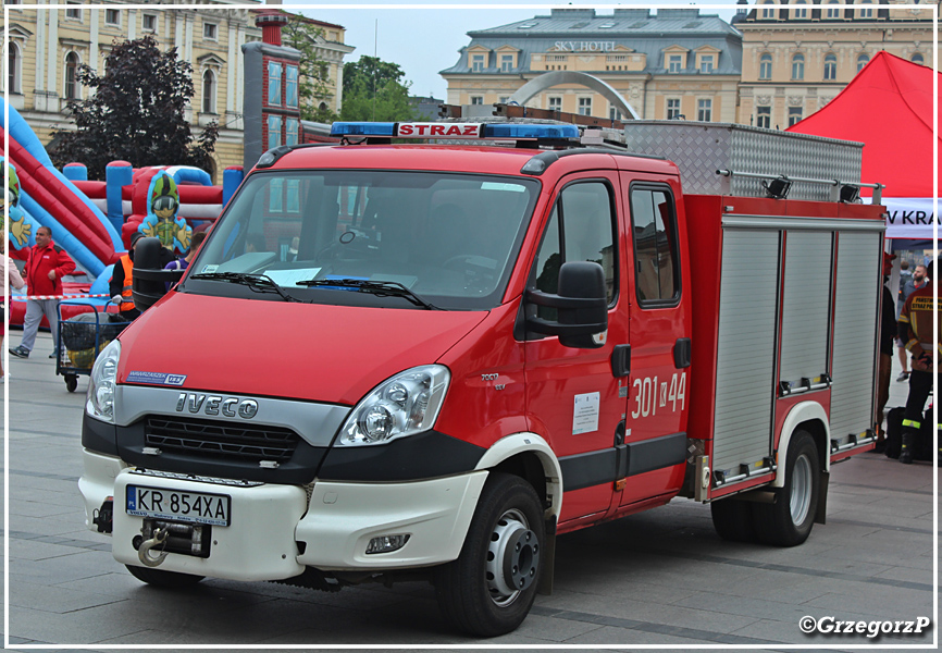 301[K]44 - SLRt Iveco Daily 70C17/Wawrzaszek - JRG 1 Kraków*