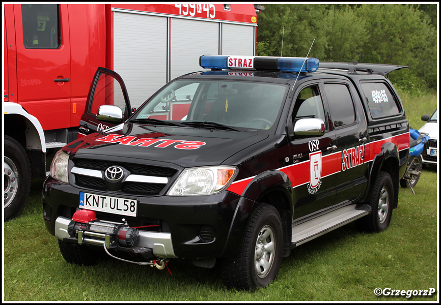 499[K]65 - SLRr Toyota Hilux - OSP ChochoÅ‚Ã³w