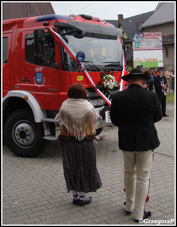 12.05.2013 - BiaÅ‚y Dunajec - Obchody 110- lecia OSP oraz przekazanie wozu bojowego